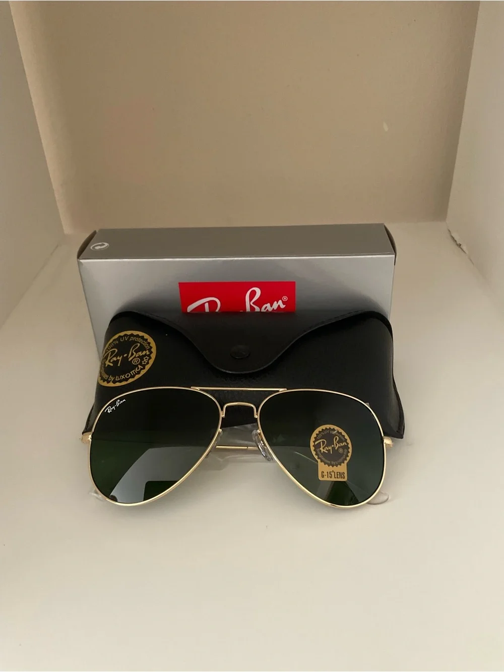 Ray-Ban Men’s Gold Frame Sunglasses with Green Lenses
